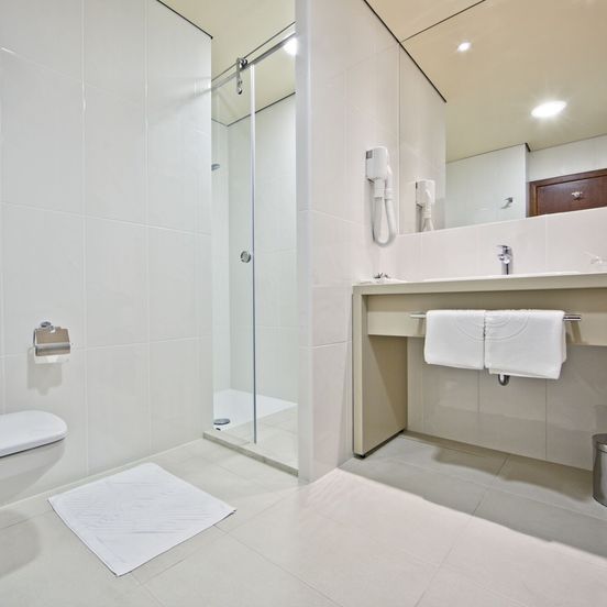 Bathroom view of Hotel Central