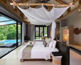 Twin Lotus Resort And Spa - Adult Only - Amphoe Ko Lanta - Schlafzimmer