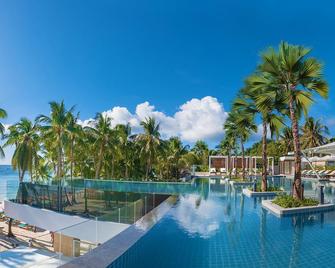 Henann Crystal Sands Resort - Boracay - Pool