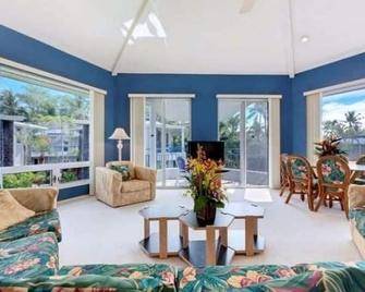 Spacious, Luxurious, Tropical Townhouse Style Condo For A Truly Aloha Vacation - Kailua-Kona - Sala de estar