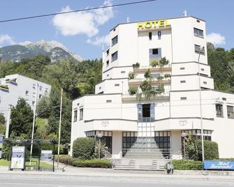 Sommerhotel Karwendel - Innsbruck - Building