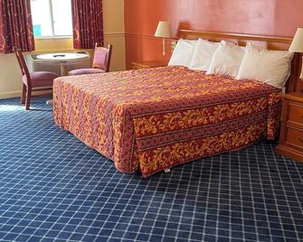 American Star Inn & Suites Atlantic City - Galloway - Bedroom
