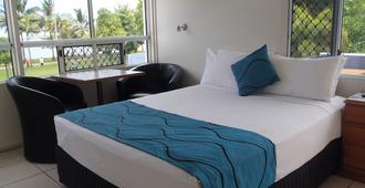 Strand Motel - Townsville - Bedroom