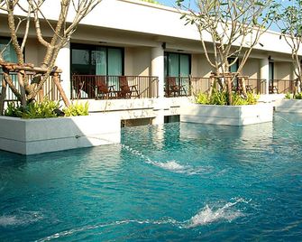 Tara Mantra Cha-Am Resort - Cha-am - Pool