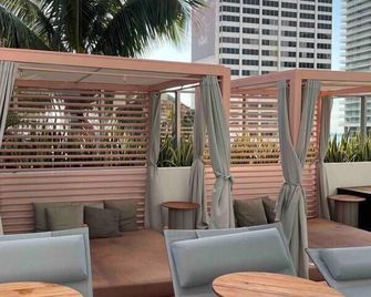 Boutique Condo in DT Miami Perfect for Couples/Fam - Miami - Patio