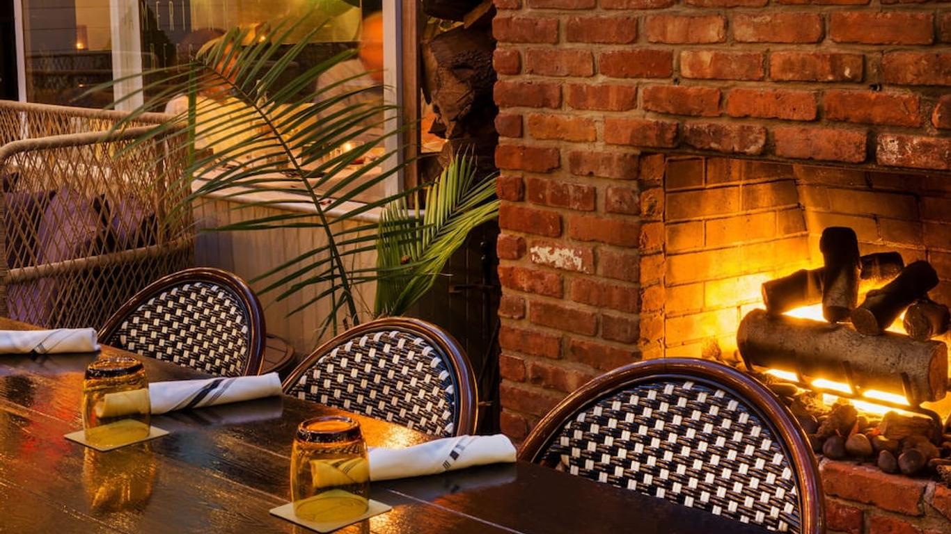 American Beech Hotel