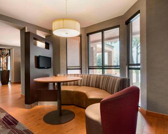 Courtyard by Marriott Akron Fairlawn - אקרון - טרקלין