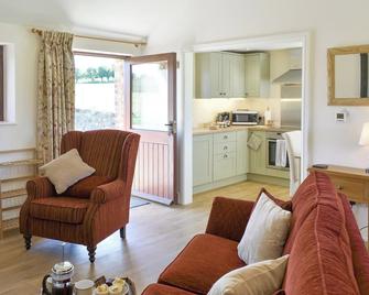 Shepherds Den - Catterick Garrison - Living room