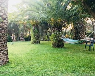 Residence Conchiglia San Giovanni - Santa Cesarea Terme - Vista del exterior