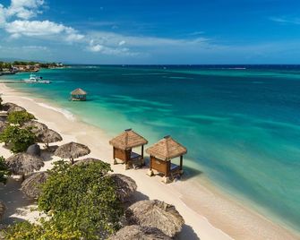 Sandals Montego Bay - Bahía Montego - Playa