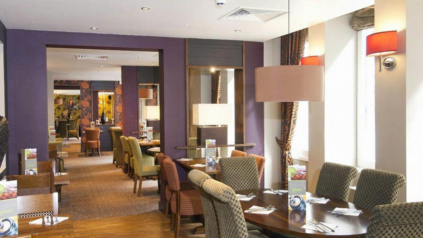 Inverness Centre (Millburn Rd)