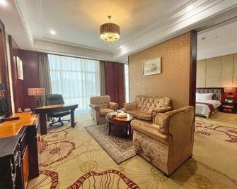 Golden International Holiday Hotel - Jieyang - Sala de estar