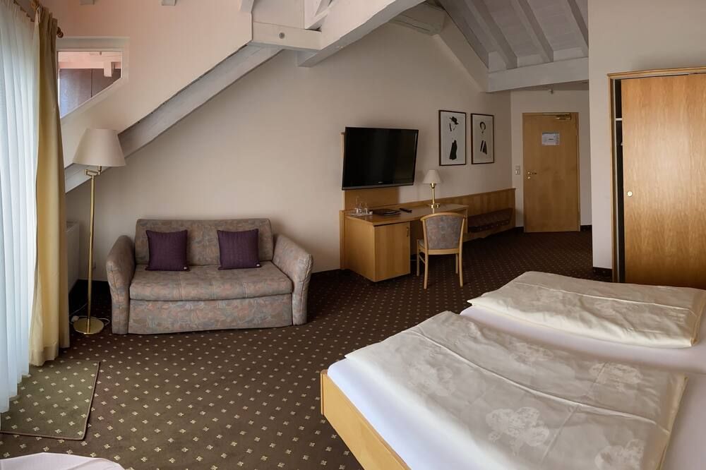 Sporthotel Schönblick - Meersburg - Bedroom