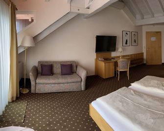 Sporthotel Schönblick - Meersburg - Bedroom