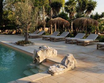 Tenuta Negroamaro - Sannicola - Pool