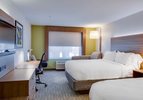 Holiday Inn Express Suites Chickasha 127 Chickasha Hotel Deals Reviews - Kayak