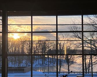 2of2 Bedroom Suites Overlooking Lake Barkley Old Kuttawa w/ golf cart - Kuttawa - Balcony