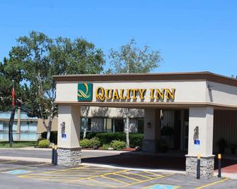 Quality Inn - Owen Sound - Edificio