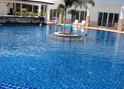 Nadivana Serviced Apartment - Krabi - Pool