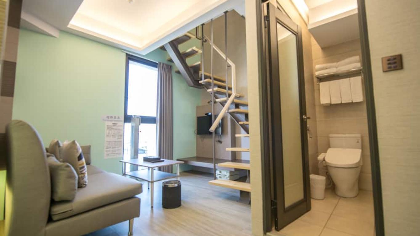 Innk Hotel