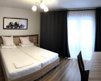 Hotel Restauracja Prezydencka - Legionowo - Bedroom
