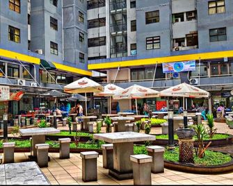 Apartemen Laguna by Alvin - Jakarta - Restaurant