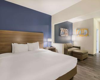 MainStay Suites Joliet I-80 - Joliet - Bedroom
