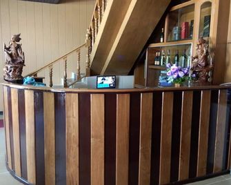 Golden Fish Motel Nyaung Shwe - Nyaungshwe - Recepcja