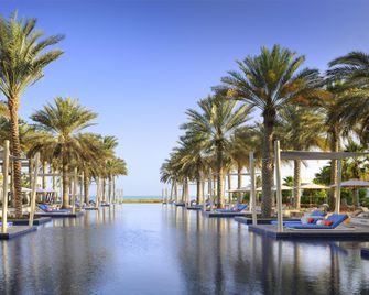 Park Hyatt Abu Dhabi Hotel and Villas - Abu Dhabi - Svømmebasseng
