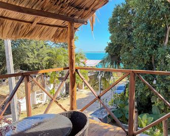 Hotel Pancho Villas Bacalar - Bacalar - Balcony