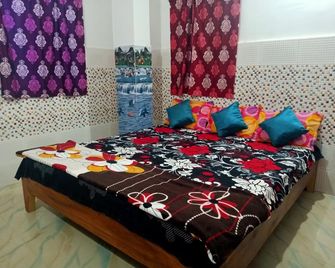 Dhamstay Hotel Pranab Sadan Near Golden Beach Puri - Puri - Κρεβατοκάμαρα
