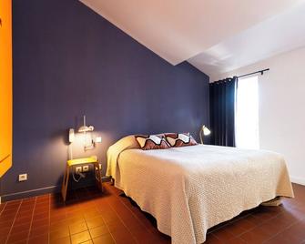 Hotel Burrhus - Vaison-la-Romaine - Bedroom