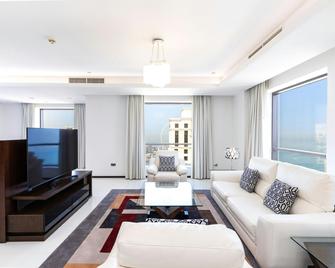 Delta Hotels by Marriott Jumeirah Beach, Dubai - Dubaï - Salon