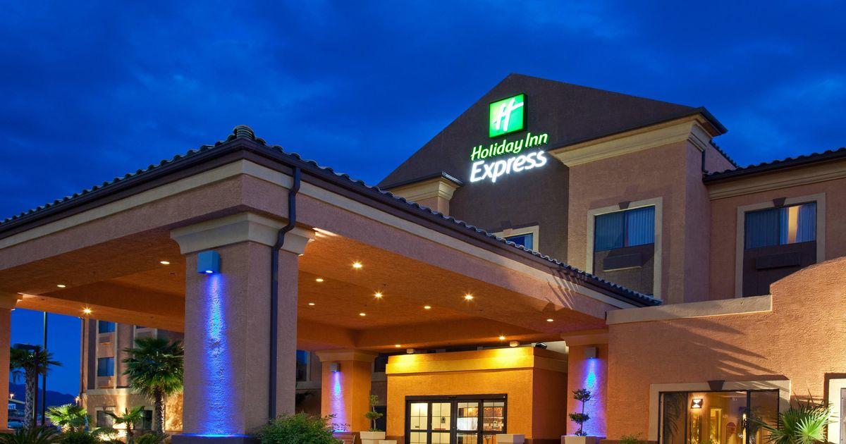Holiday Inn Express & Suites Kingman from ₹ 8,900. Kingman Hotel Deals