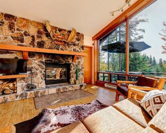 Manoir des Pins - Spa privé, sauna et accès plage - Sainte-Lucie-des-Laurentides - Salon