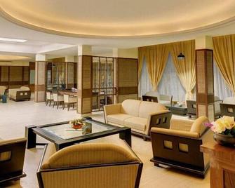 Club Mahindra Jaisalmer - ג'יסלמר - סלון