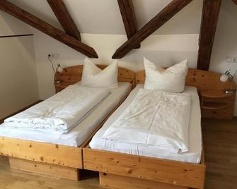 Landhotel am Hopfengarten - Attenkirchen - Habitación
