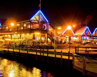 Waterfront spectacular - Fremantle - Building