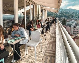 Hotel City View Deluxe - Sarajevo - Balkon