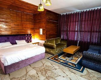Emarald Wild West Wayanad - Sultan Bathery - Bedroom