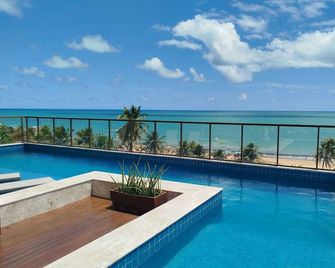Holanda Gold Hotel Praia de Tambaú - Жуан-Пессоа - Басейн