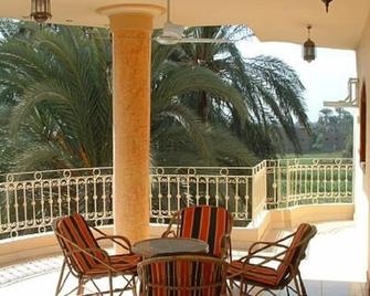 Home Sweet Home Luxor Apartments - Luxor - Balkon