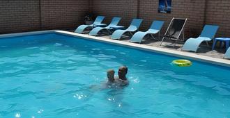 Hotel Lotos - Anapa - Svømmebasseng