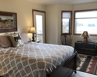 Authentic Montana home in the Bitterroot Valley. Quiet, peaceful, and secluded - Stevensville - Habitación