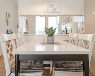 Nordlicht - Scharbeutz - Їдальня