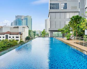 Orchid by Kozystay - Kebon Jeruk - Jakarta - Pool