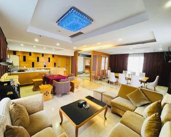 Garden Sg Hotel - Yulin - Habitación