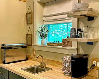 Charming Cottage Retreat in Lewistown – Sleeps 4 - Lewistown - Cocina