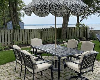 Newly Renovated Private Beach Front Property In Heart of Sylvan Beach! - Sylvan Beach - Patio