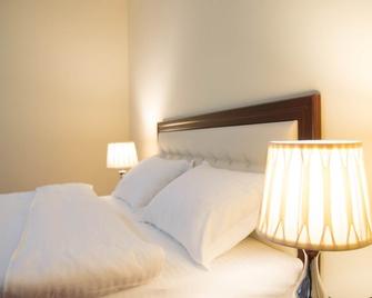 Hotel Shumon - Dusambé - Habitación